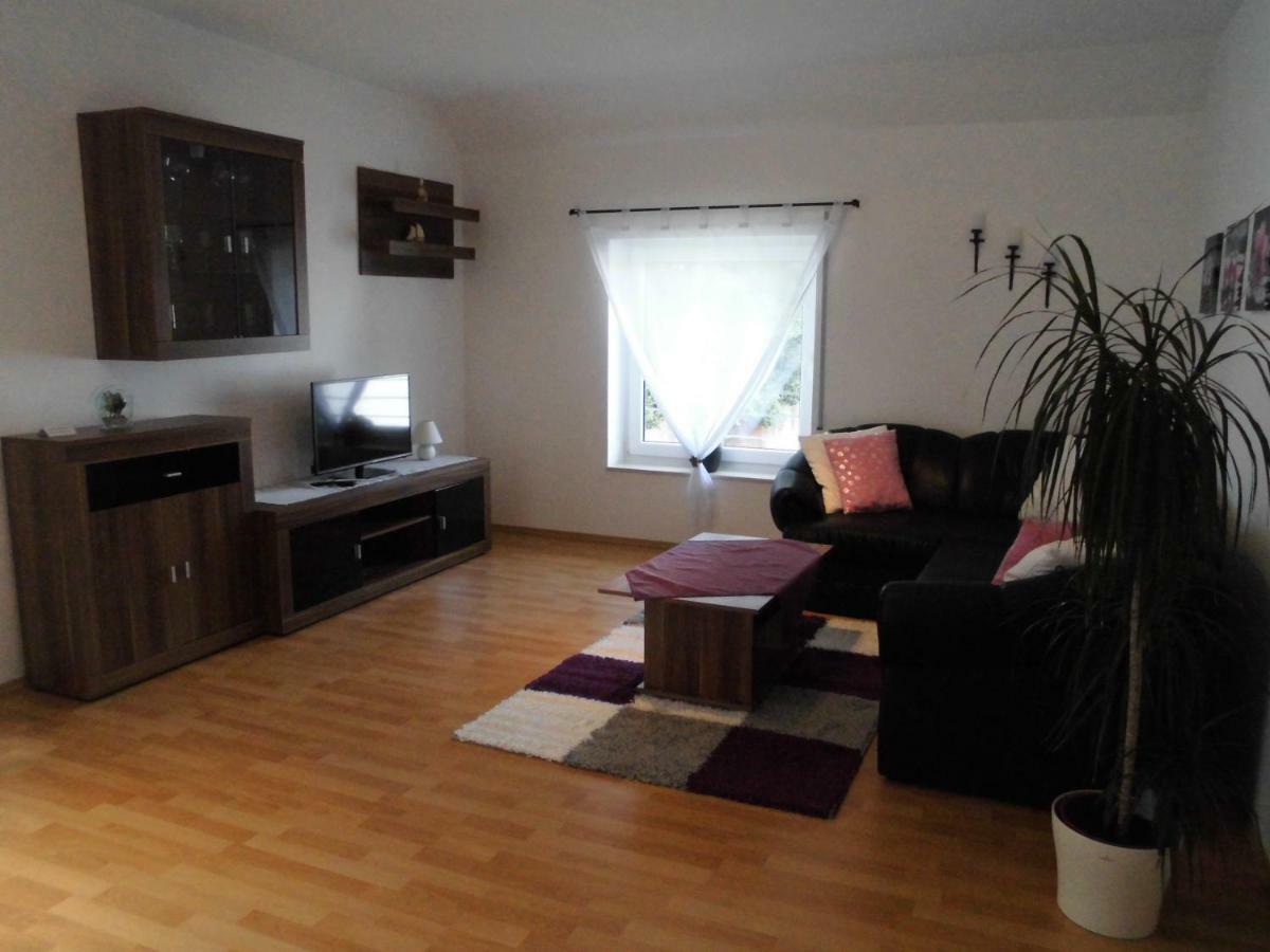 Apartment Ferienwohnung Cara *